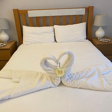 Bournemouth Hot Tub & Sauna Holiday Let 외부 사진
