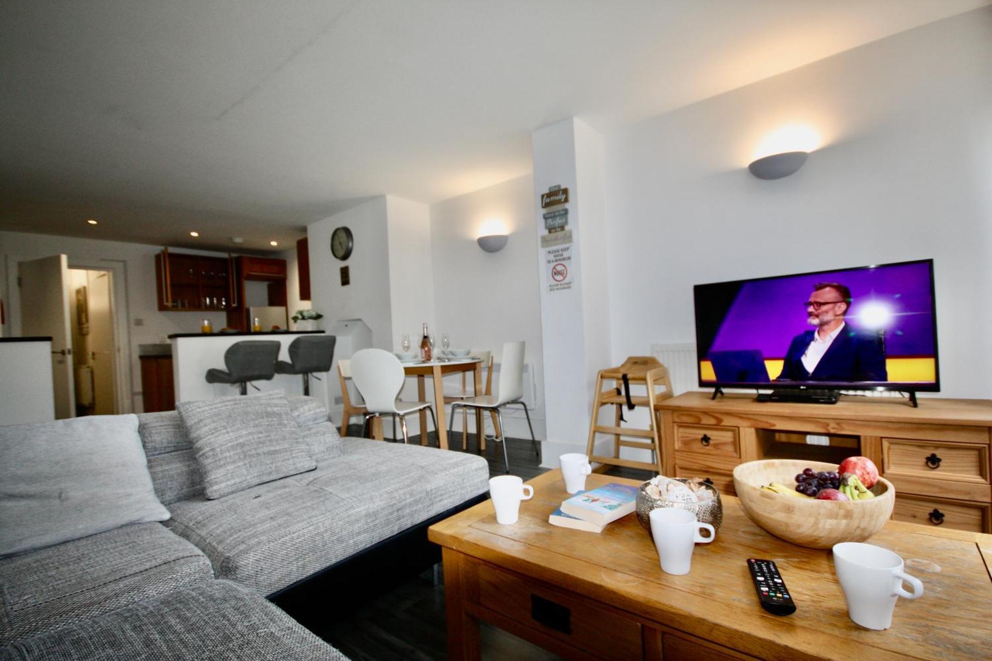 Bournemouth Hot Tub & Sauna Holiday Let 외부 사진